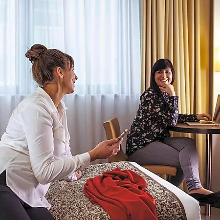 Mercure Centre Lumiere 호텔