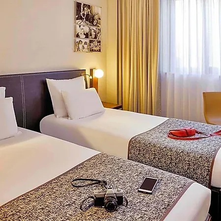 Mercure Centre Lumiere 4* ליון