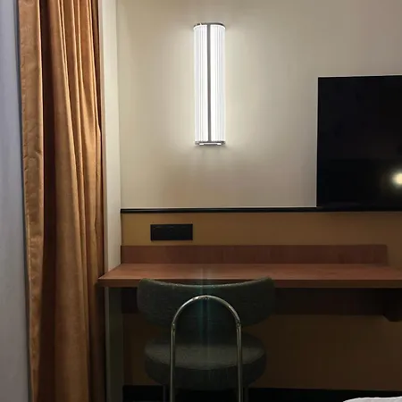 Mercure Centre Lumiere Hotel 4*