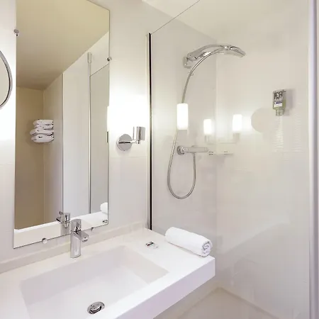 호텔 Mercure Centre Lumiere 4*