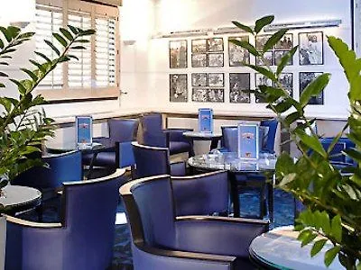 Отель Mercure Centre Lumiere 4*