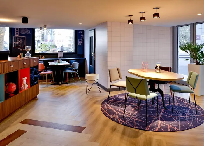 Mercure Centre Lumiere 4*