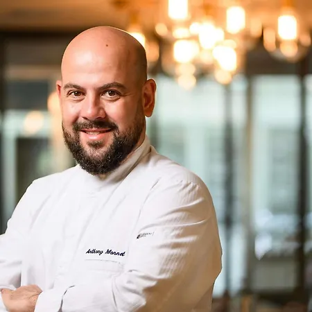 Mercure Centre Lumière Hotel 4*