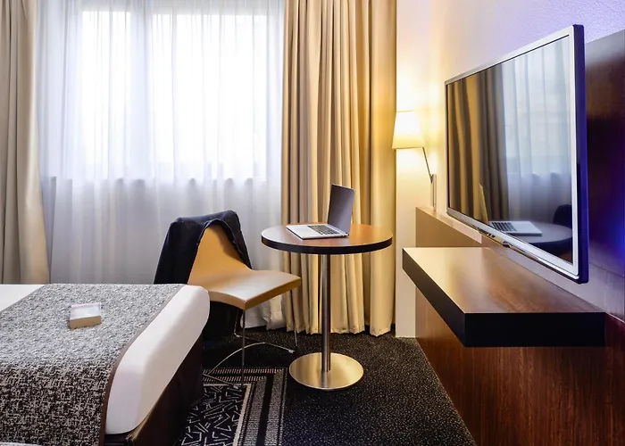 Mercure Centre Lumiere 4*